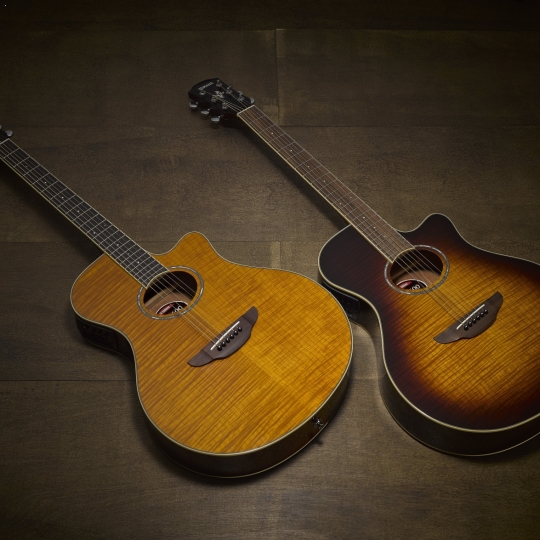 Guitar Yamaha APX600FM AMBER