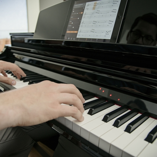 Piano điện Yamaha CSP-170PE + Bench 