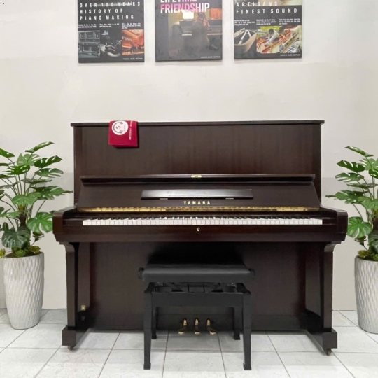 Piano Yamaha U5B Walnut