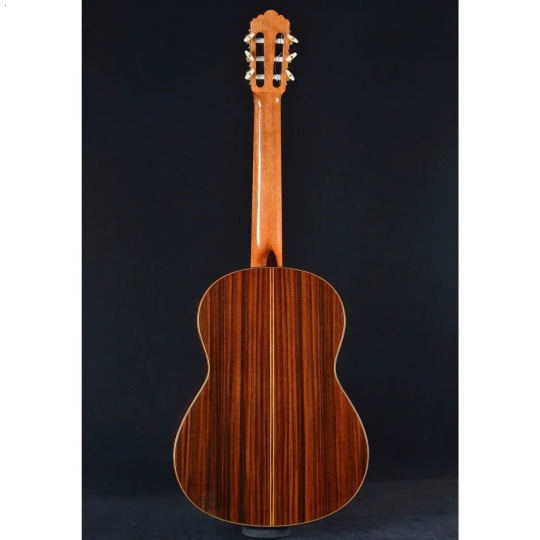 Guitar Yamaha GC32C