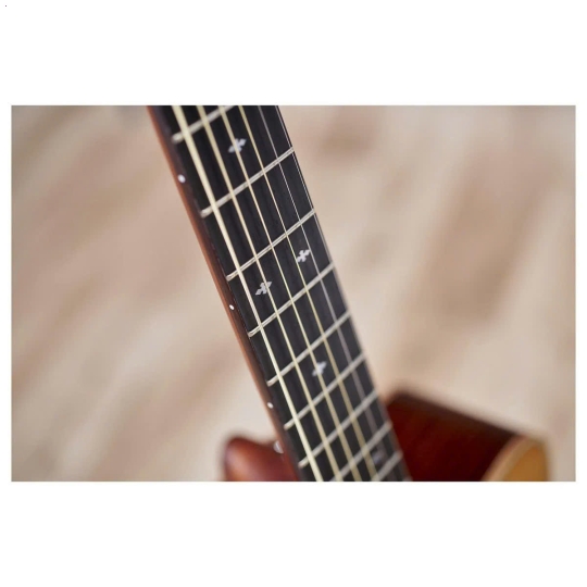 Guitar Yamaha AC5R ARE