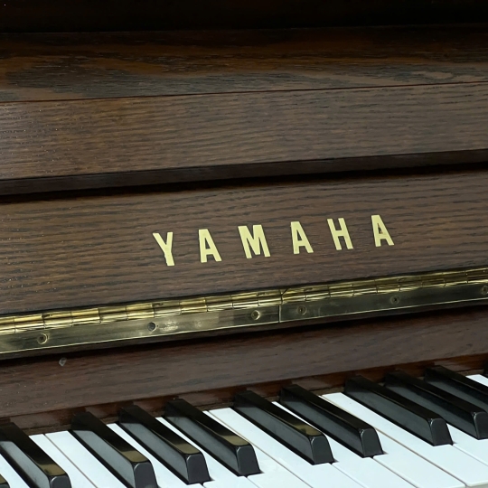 Piano Yamaha W105 Walnut