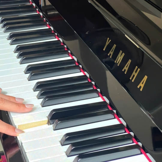 Upright Piano Yamaha U1J-PE 