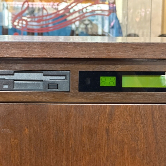 Piano Yamaha SX101RWnC Walnut