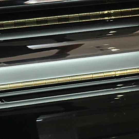 Piano Yamaha UX3 Black